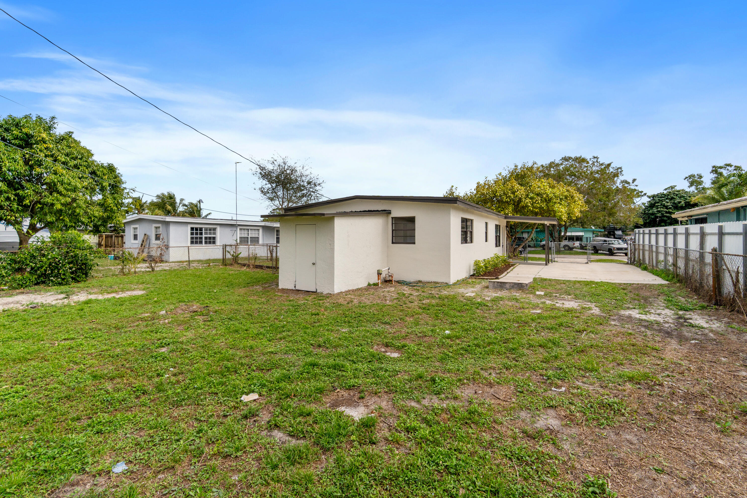 2415 Lewis Road West Palm Beach, FL 33415 - Photo 27 of 31 DSC03221