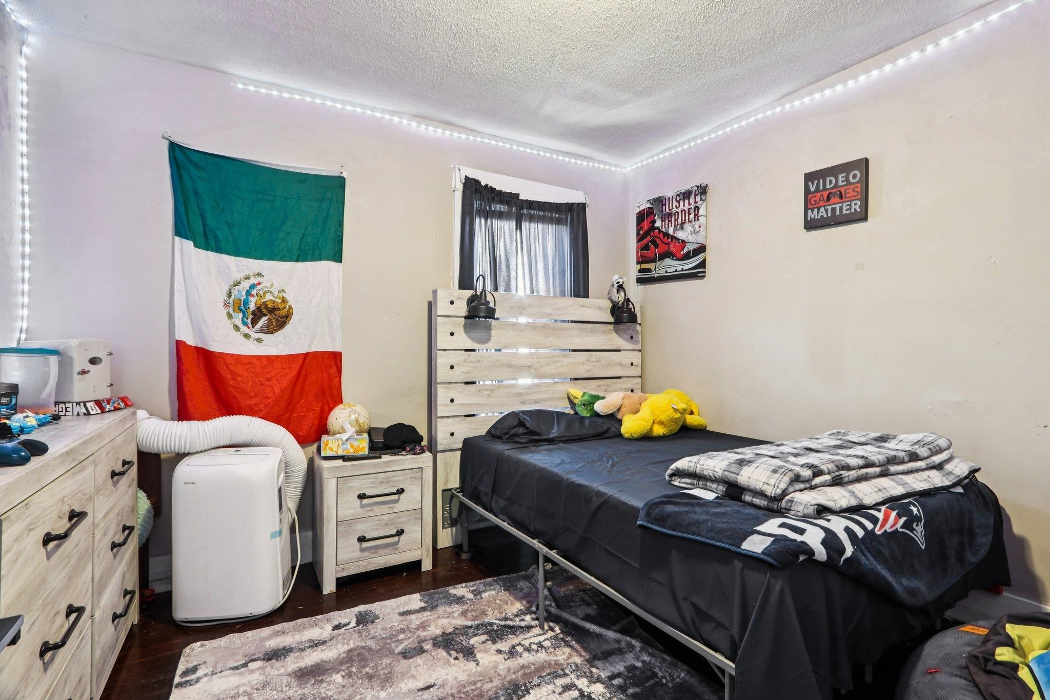 424 Cedar Street Manchester, NH 03103 - Photo 20 of 34