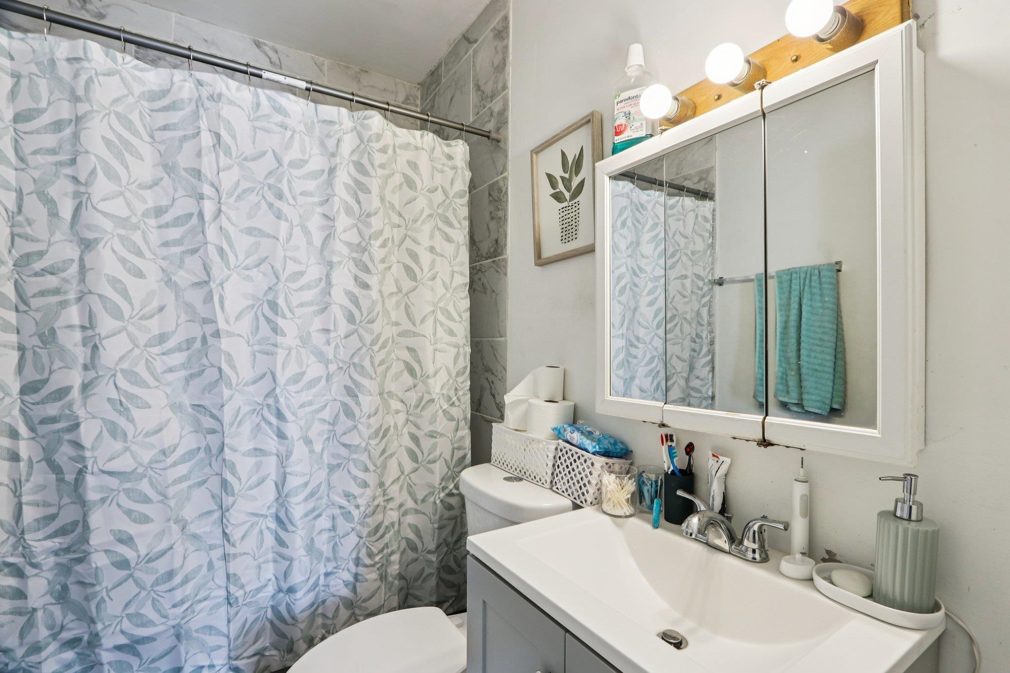 424 Cedar Street Manchester, NH 03103 - Photo 30 of 34