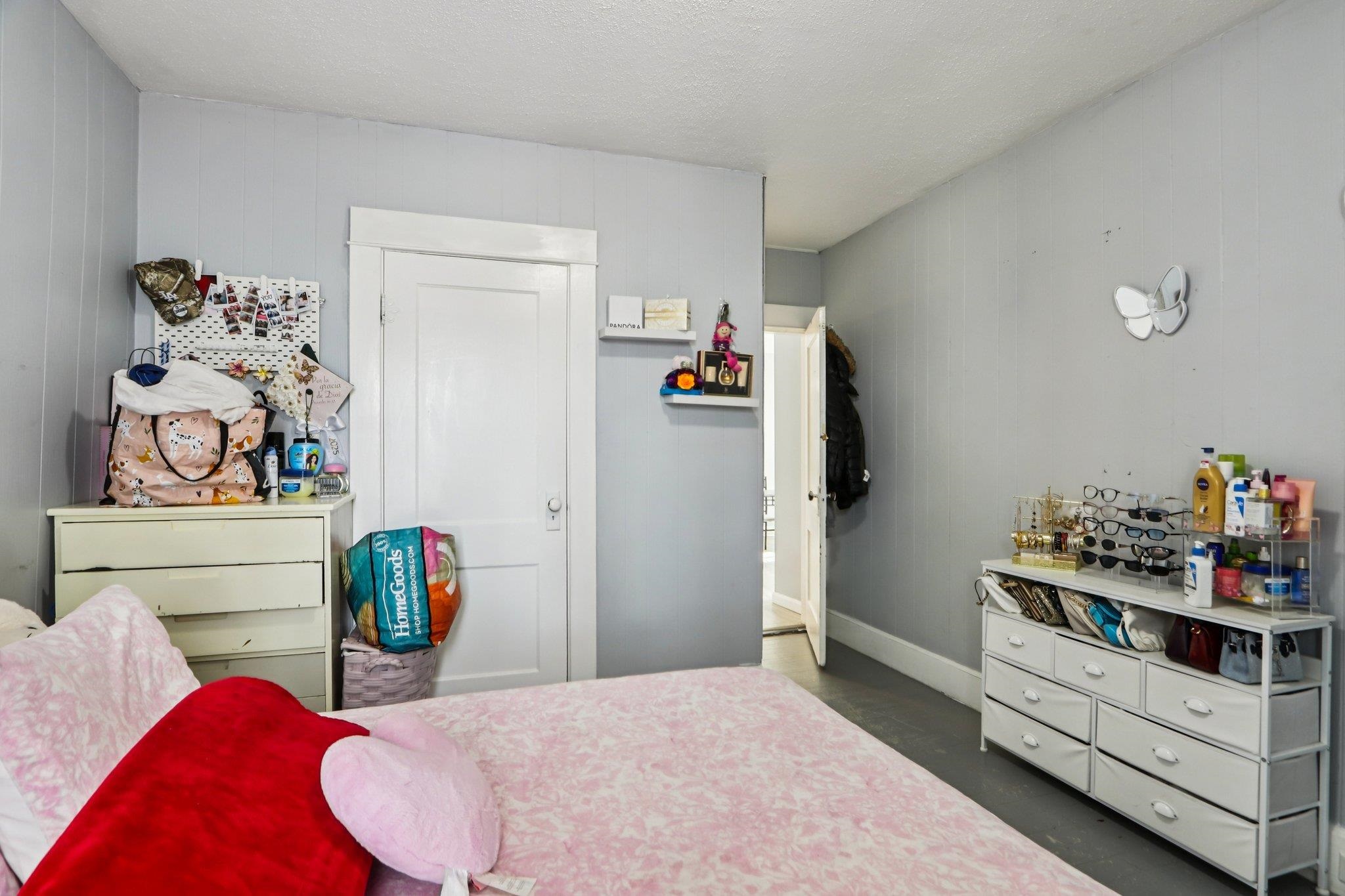 424 Cedar Street Manchester, NH 03103 - Photo 9 of 34