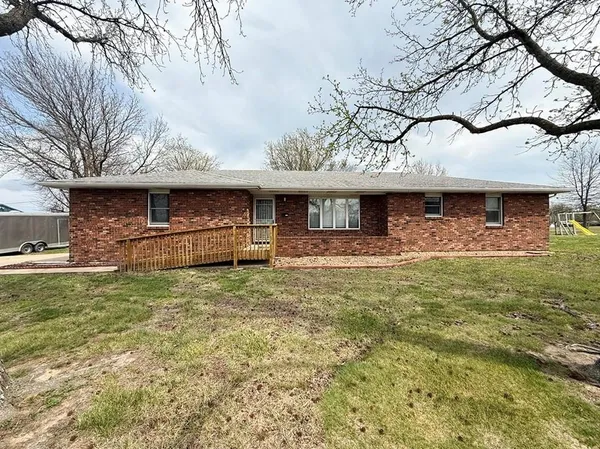 $167,900 | 1303 South Forest Street, El Dorado Springs, MO 64744