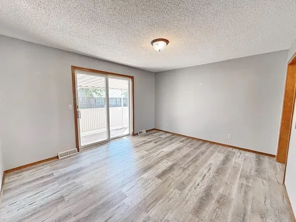 $167,900 | 1303 South Forest Street, El Dorado Springs, MO 64744