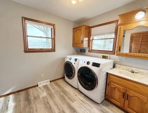 $167,900 | 1303 South Forest Street, El Dorado Springs, MO 64744