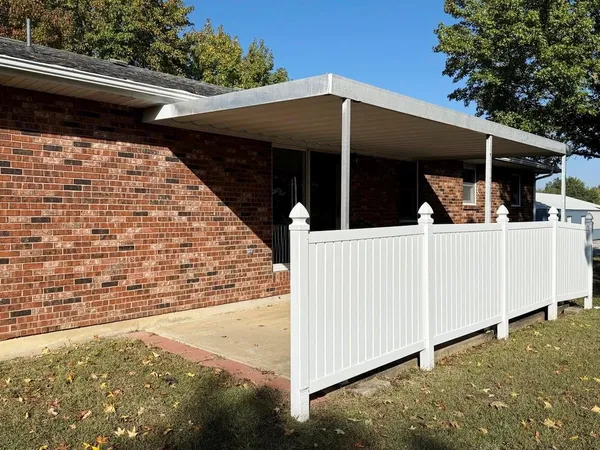 $167,900 | 1303 South Forest Street, El Dorado Springs, MO 64744