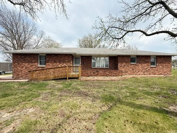$167,900 | 1303 South Forest Street, El Dorado Springs, MO 64744