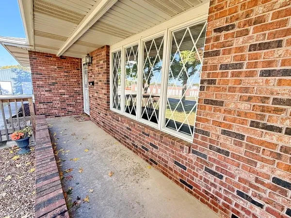 $167,900 | 1303 South Forest Street, El Dorado Springs, MO 64744