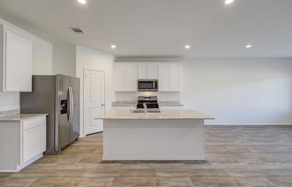 4230 Ramsbury Reach Court Fulshear, TX 77441 - Photo 5 of 18