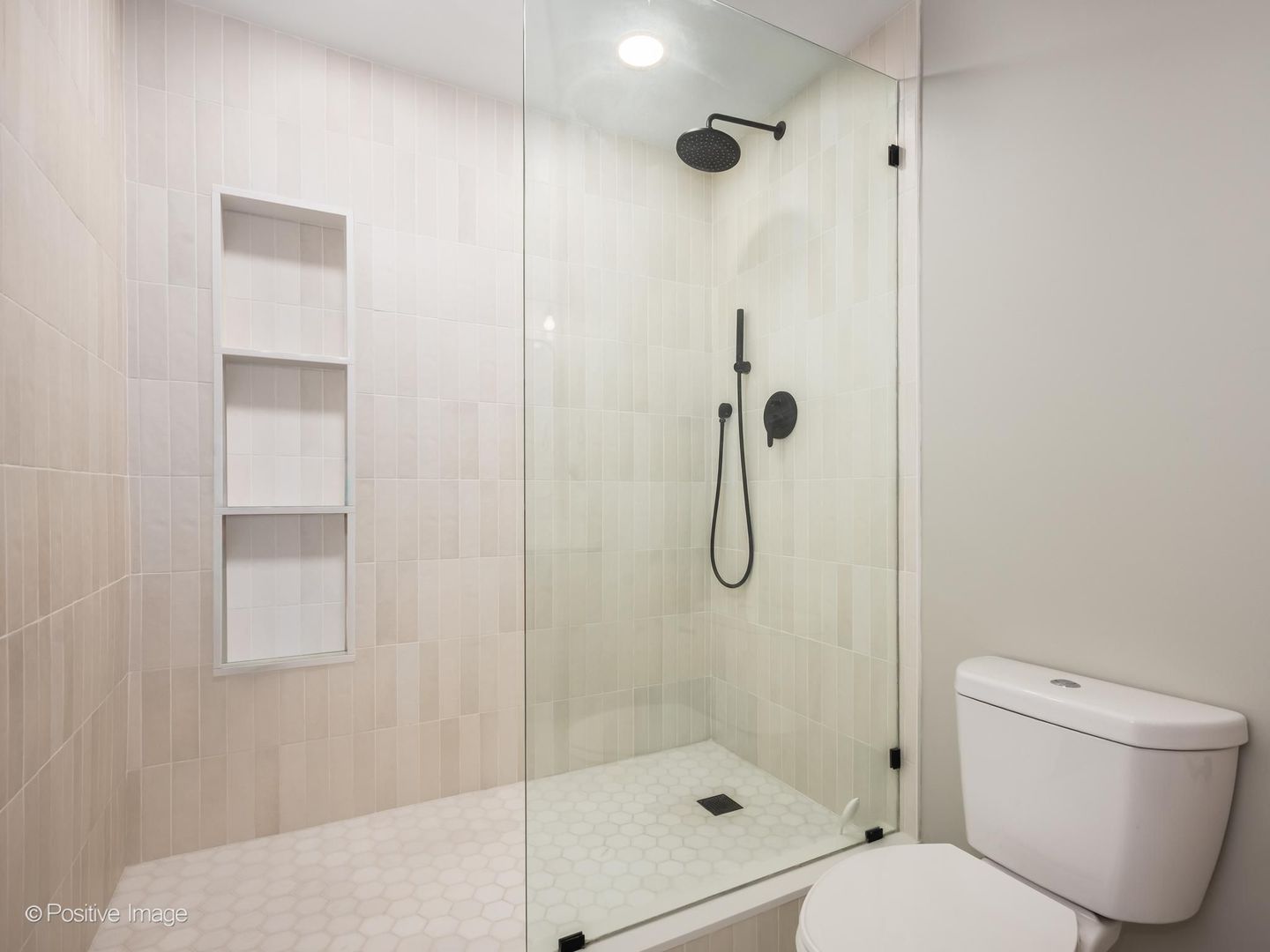 6 South Laflin Street, Unit 707 Chicago, IL 60607 - Photo 14 of 25 Gallery Image 14
