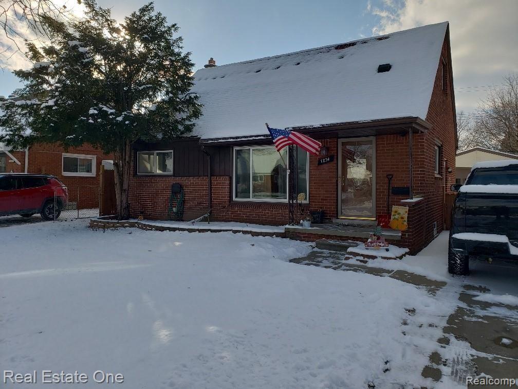7834 Harding Street Taylor, MI 48180 - Photo 1 of 29 Harding 29.jpg