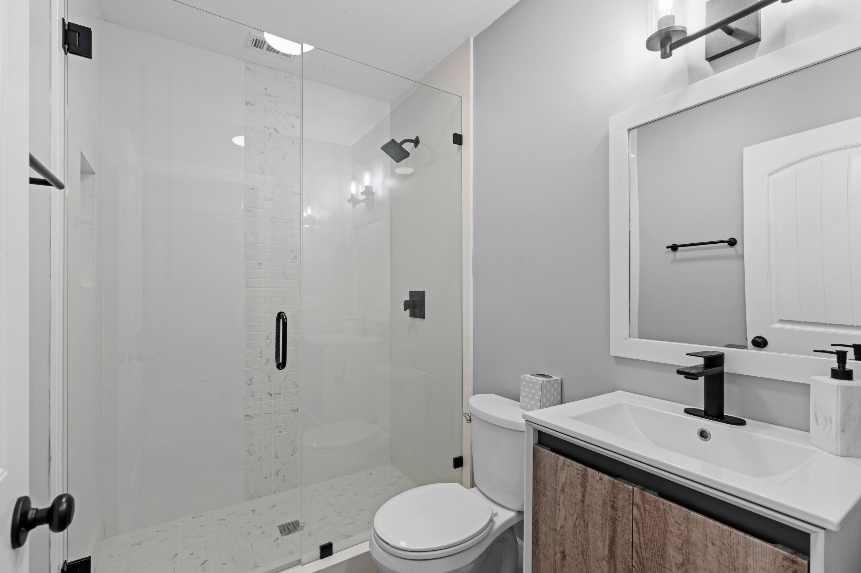3798 Northwest 2nd Court Boca Raton, FL 33431 - Photo 21 of 45 Bathroom 2