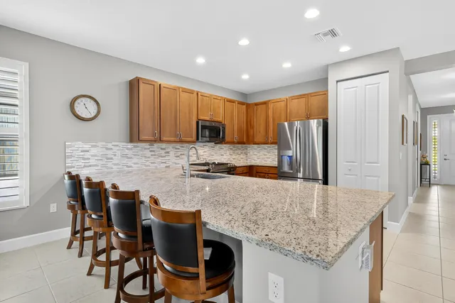 $570,000 | 11558 Southwest Oceanfront Court, Port St. Lucie, FL 34987