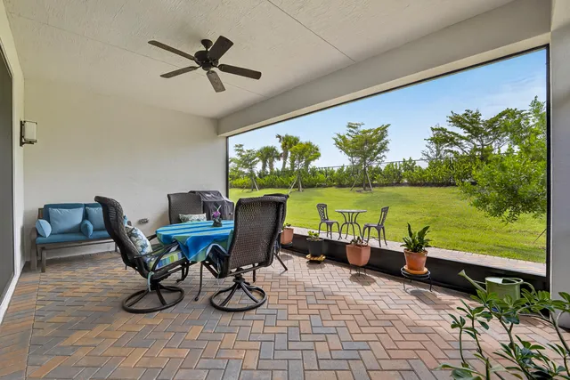 $570,000 | 11558 Southwest Oceanfront Court, Port St. Lucie, FL 34987