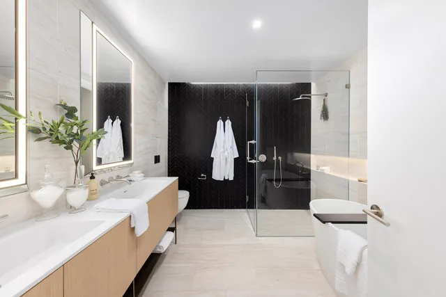 $2,300,000 | 215 West 28th Street, Unit 12A | Chelsea