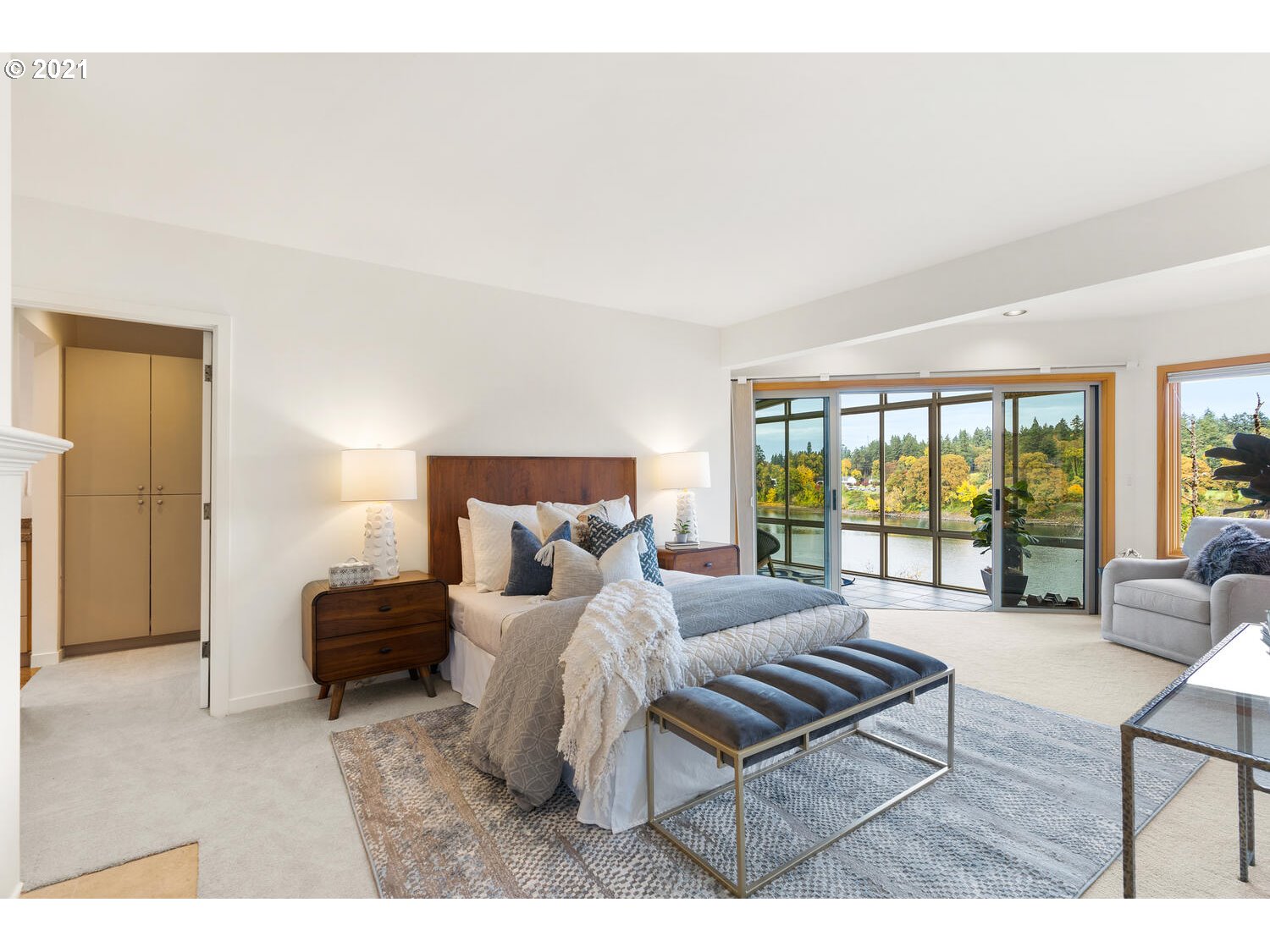 11322 South Riverwood Road Portland, OR 97219 - Photo 14 of 32 Gallery Image 14