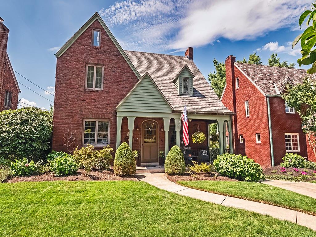 644 Beverly Road Pittsburgh, PA 15243 - Photo 1 of 26 front view of a house with a yard