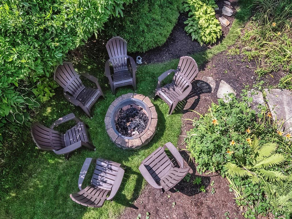 644 Beverly Road Pittsburgh, PA 15243 - Photo 24 of 26 a view of outdoor space with garden and patio
