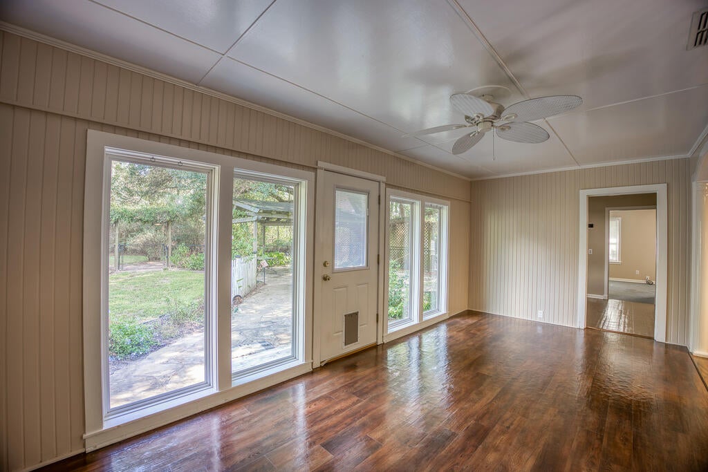 20 Sunset Road Palestine, TX 75801 - Photo 11 of 44 Gallery Image 11