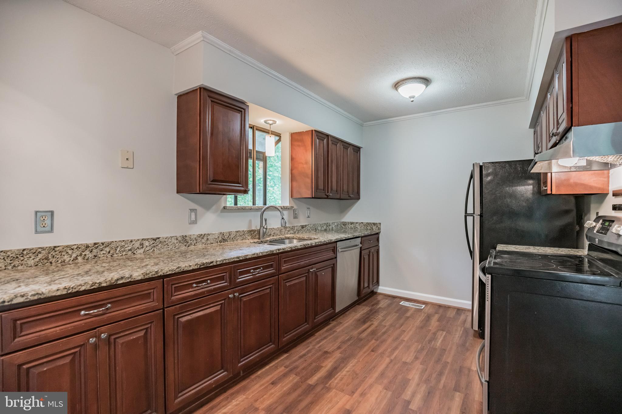 4405 Willows Road Chesapeake Beach, MD 20732 - Photo 7 of 32 Kitchen view
