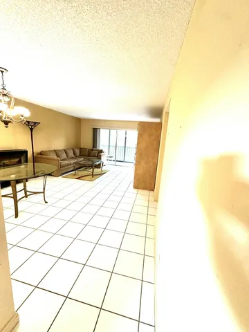 $115,000 | 7281 Amberly Lane, Unit 308, Delray Beach, FL 33446