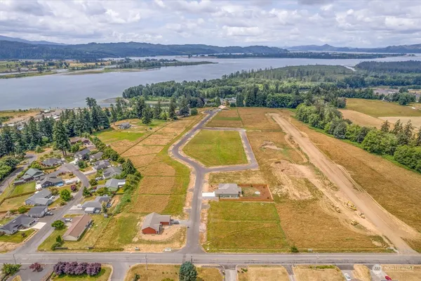 $99,900 | 9 Sunnyfield Drive, Unit LOT24, Cathlamet, WA 98612
