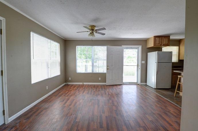 2465 Walkertown Road Dayton, TN 37321 - Photo 11 of 16 2465 walkertown living kitchen