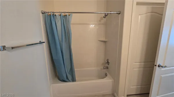 $1,595 | 8985 South Durango Drive, Unit 1163, Las Vegas, NV 89113