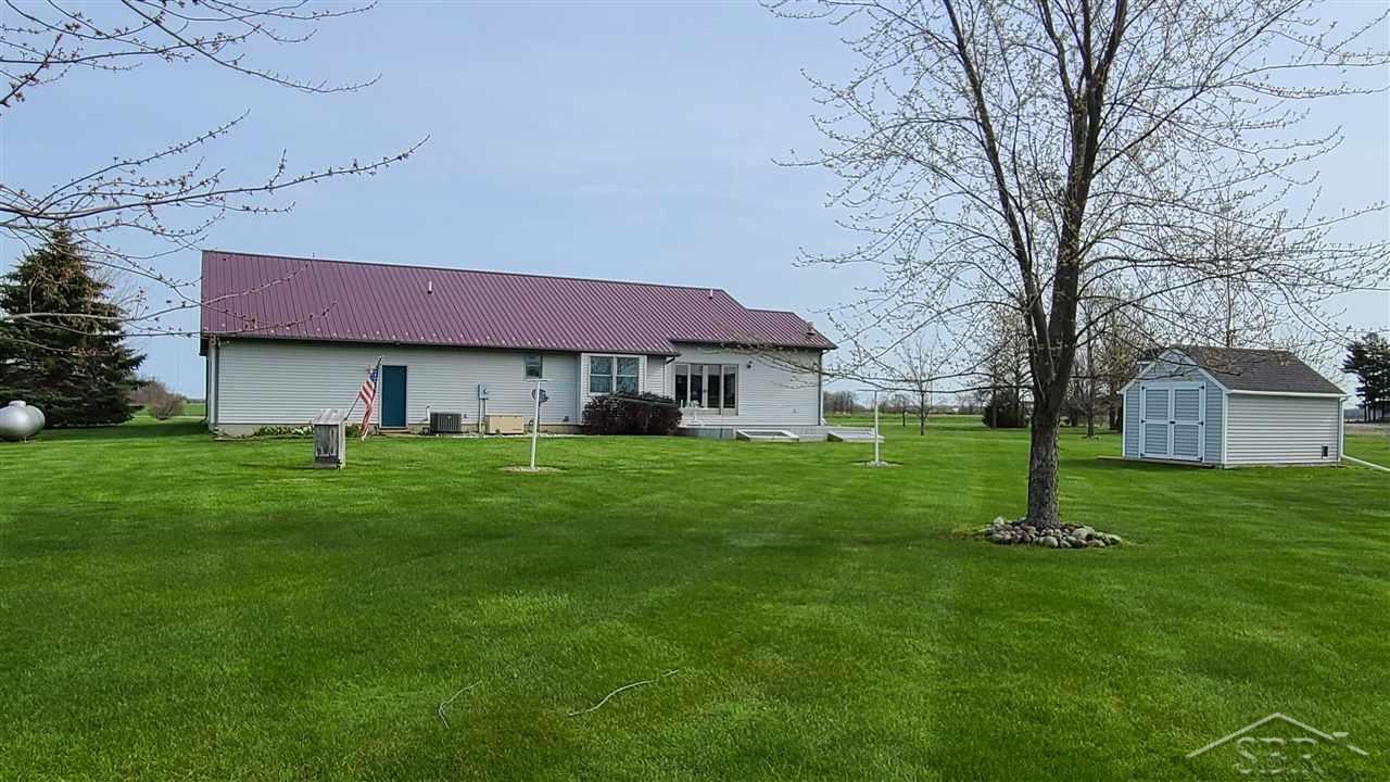 8089 Ferden Road Chesaning, MI 48616 - Photo 10 of 33 50073444-9.JPG