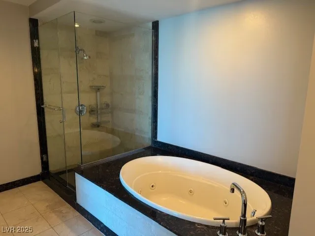 $2,800 | 2700 South Las Vegas Boulevard, Unit 4005, Las Vegas, NV 89109