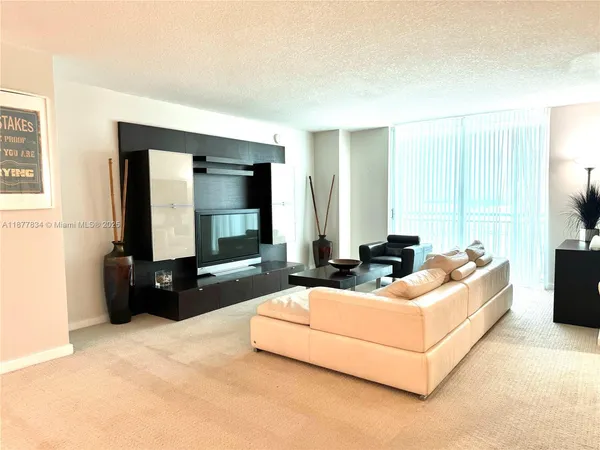 $435,000 | 9055 Southwest 73rd Court, Unit 1705, Miami, FL 33156