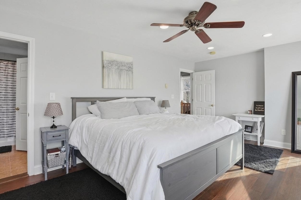 5 Pineland Avenue Worcester, MA 01604 - Photo 17 of 35