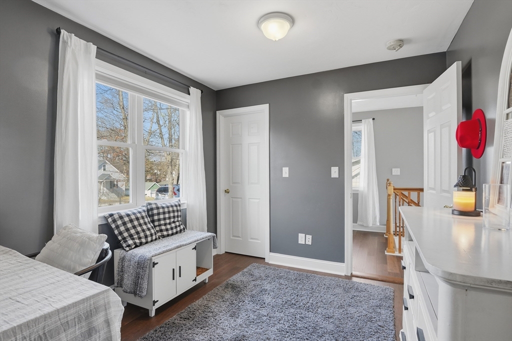 5 Pineland Avenue Worcester, MA 01604 - Photo 22 of 35