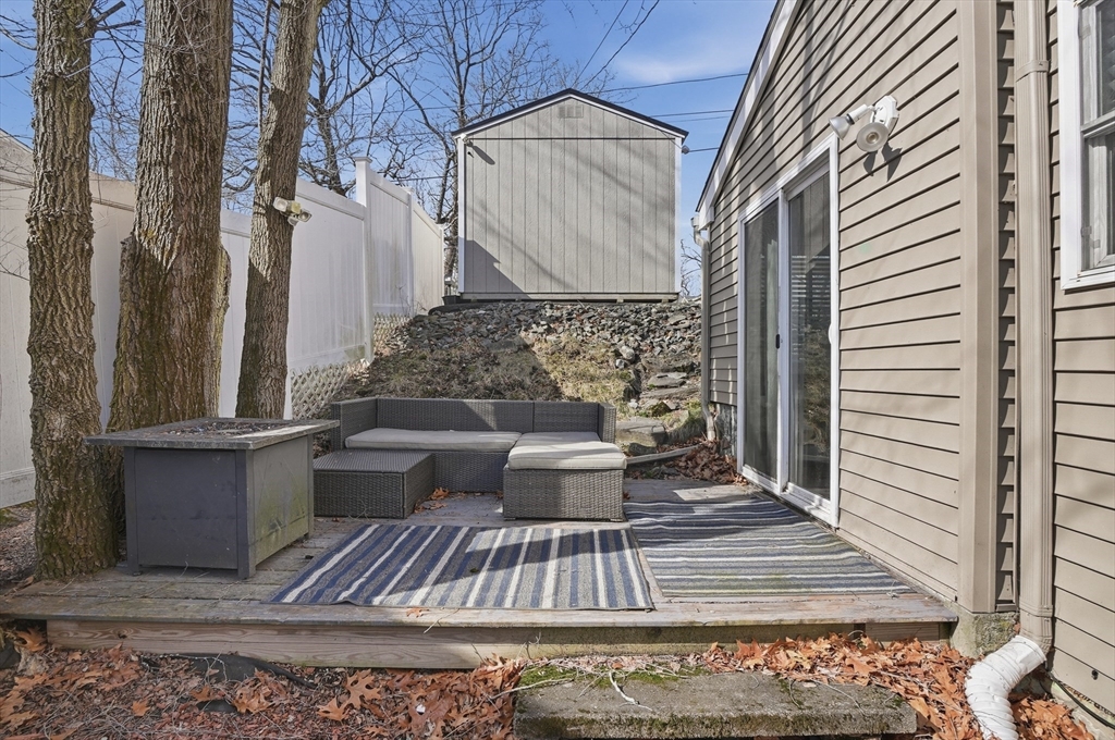 5 Pineland Avenue Worcester, MA 01604 - Photo 30 of 35