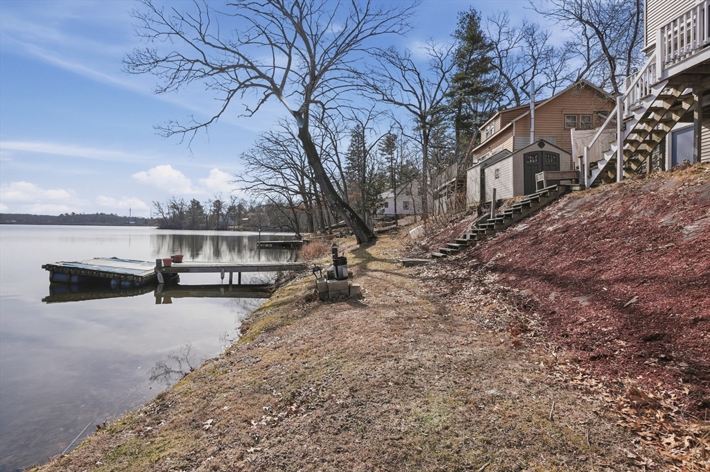 5 Pineland Avenue Worcester, MA 01604 - Photo 33 of 35