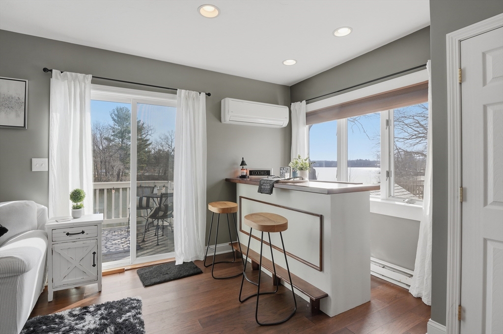 5 Pineland Avenue Worcester, MA 01604 - Photo 9 of 35