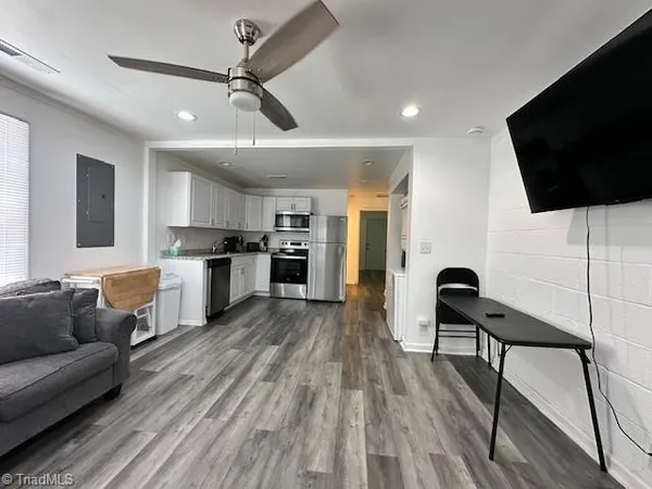 $800 | 1004 Grace Street, Unit A, High Point, NC 27260