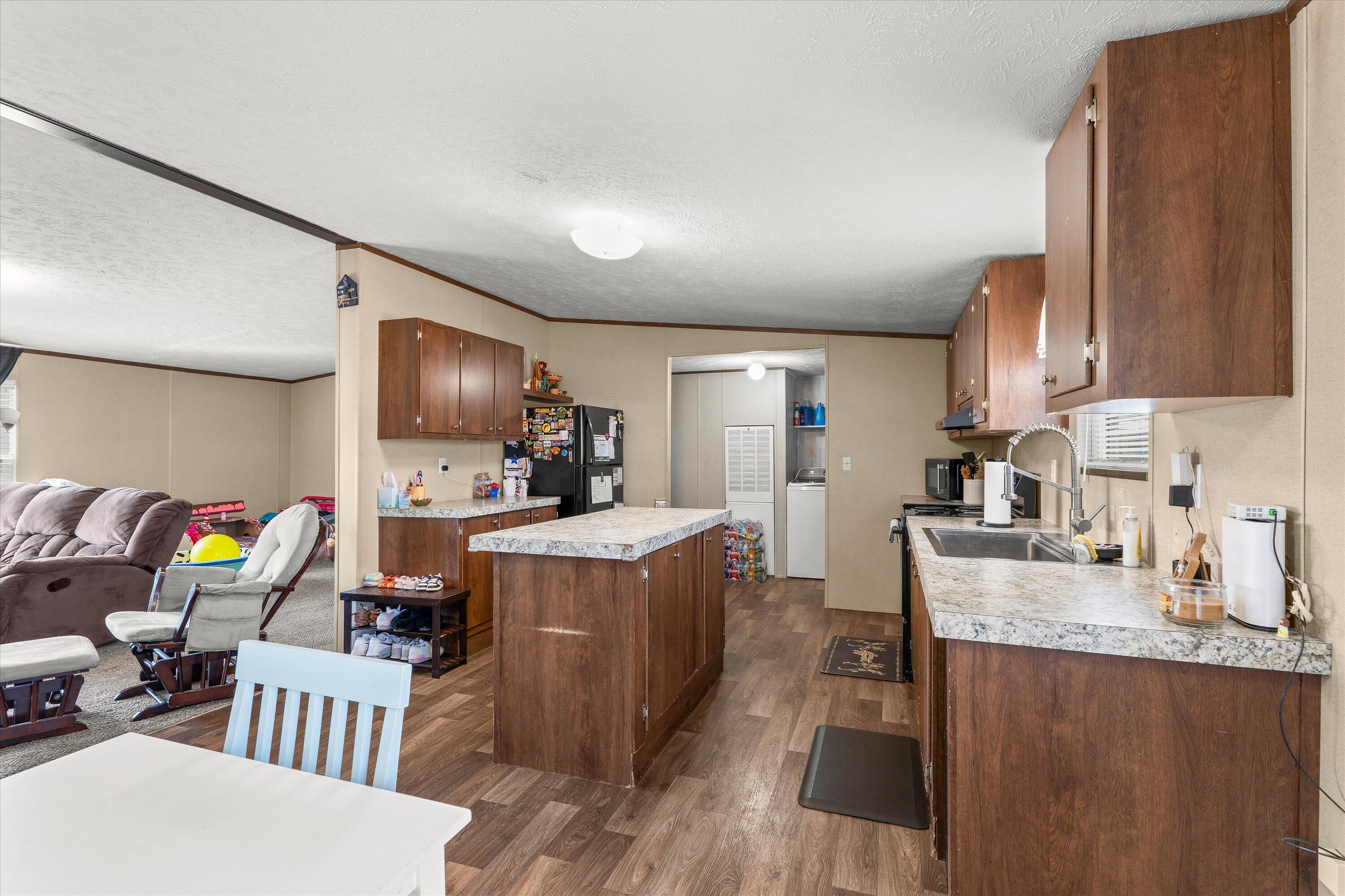 207 East 2nd Street Sundown, TX 79372 - Photo 11 of 26 13-207 E 2nd St