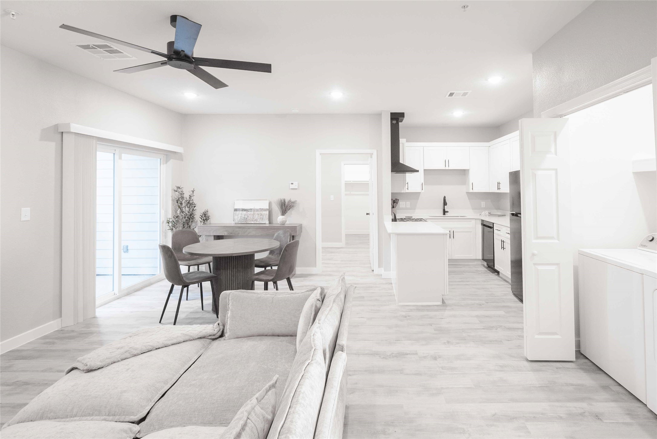2101 Reinke Road Waller, TX 77484 - Photo 5 of 11 Gallery Image 5