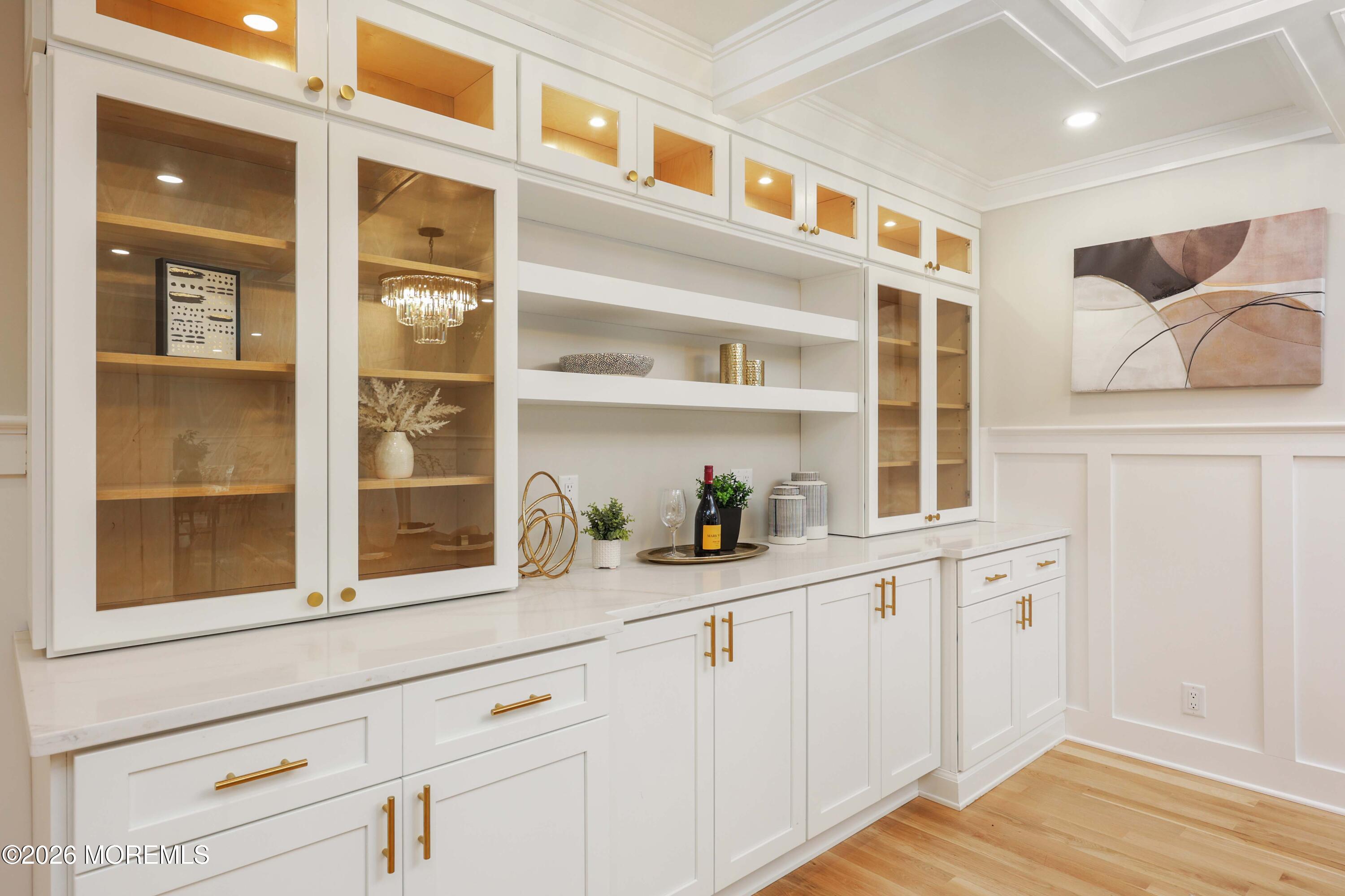 757 Nutswamp Road Red Bank, NJ 07701 - Photo 18 of 64 758A0357