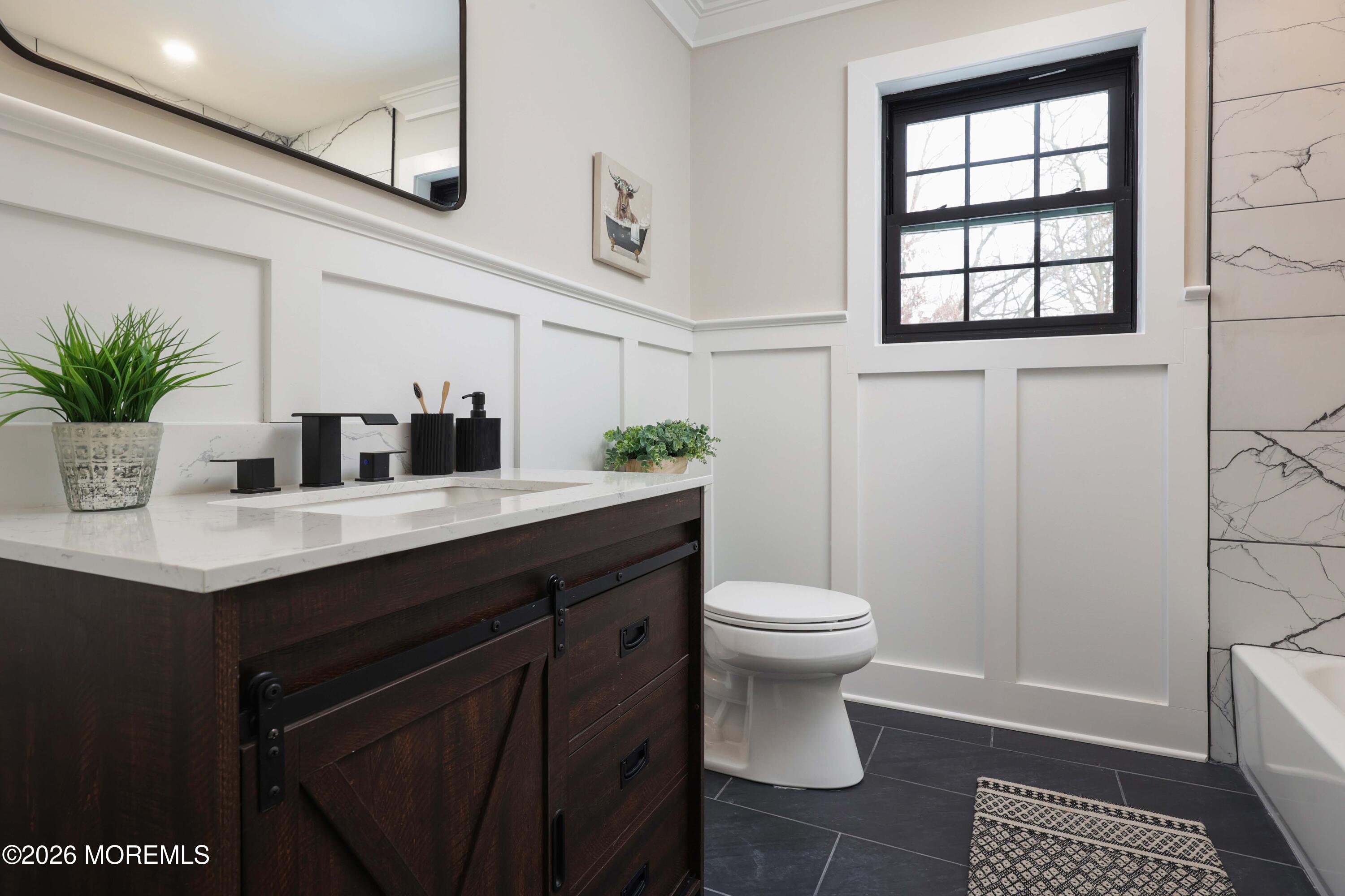 757 Nutswamp Road Red Bank, NJ 07701 - Photo 34 of 64 758A0489