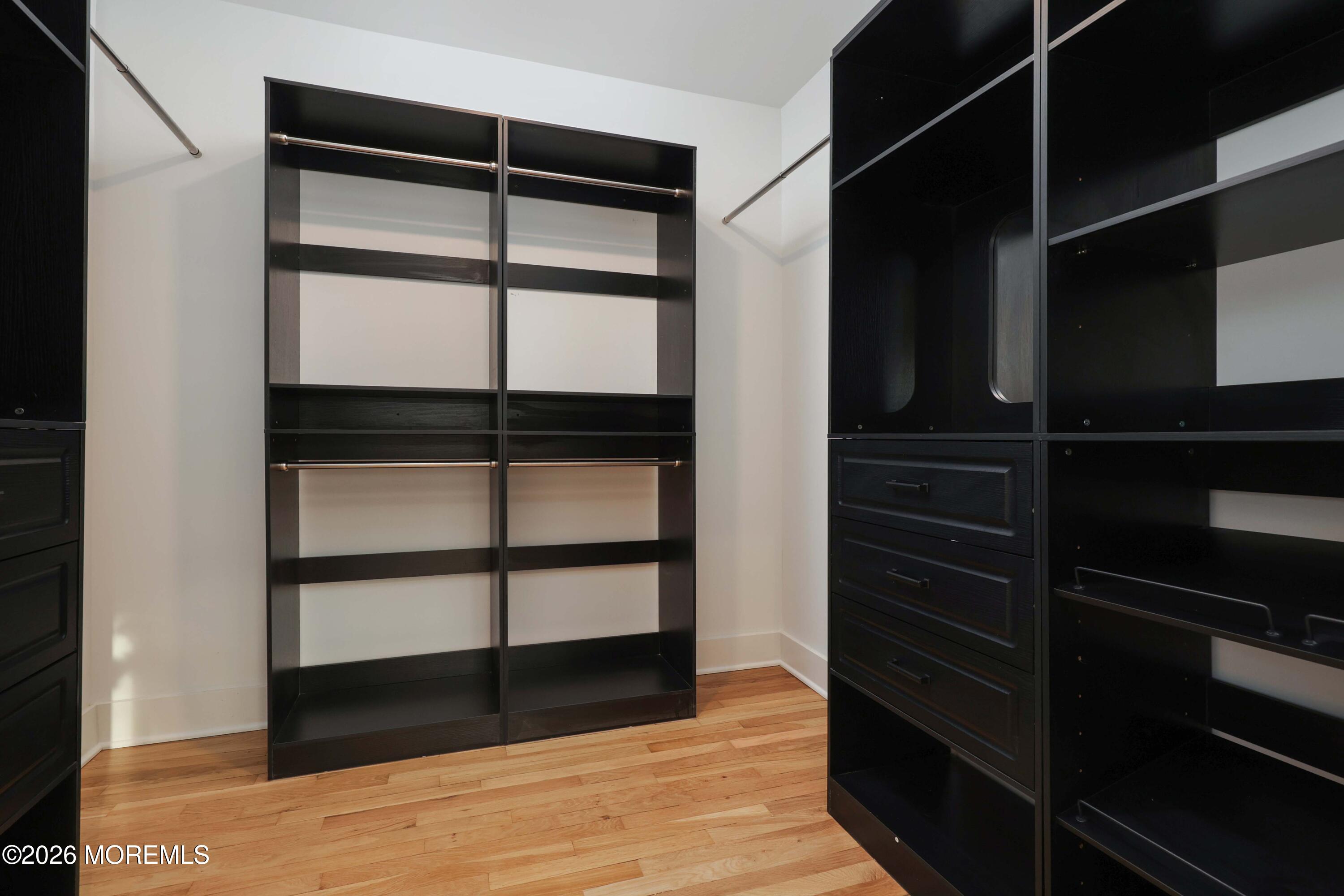 757 Nutswamp Road Red Bank, NJ 07701 - Photo 39 of 64 758A0507