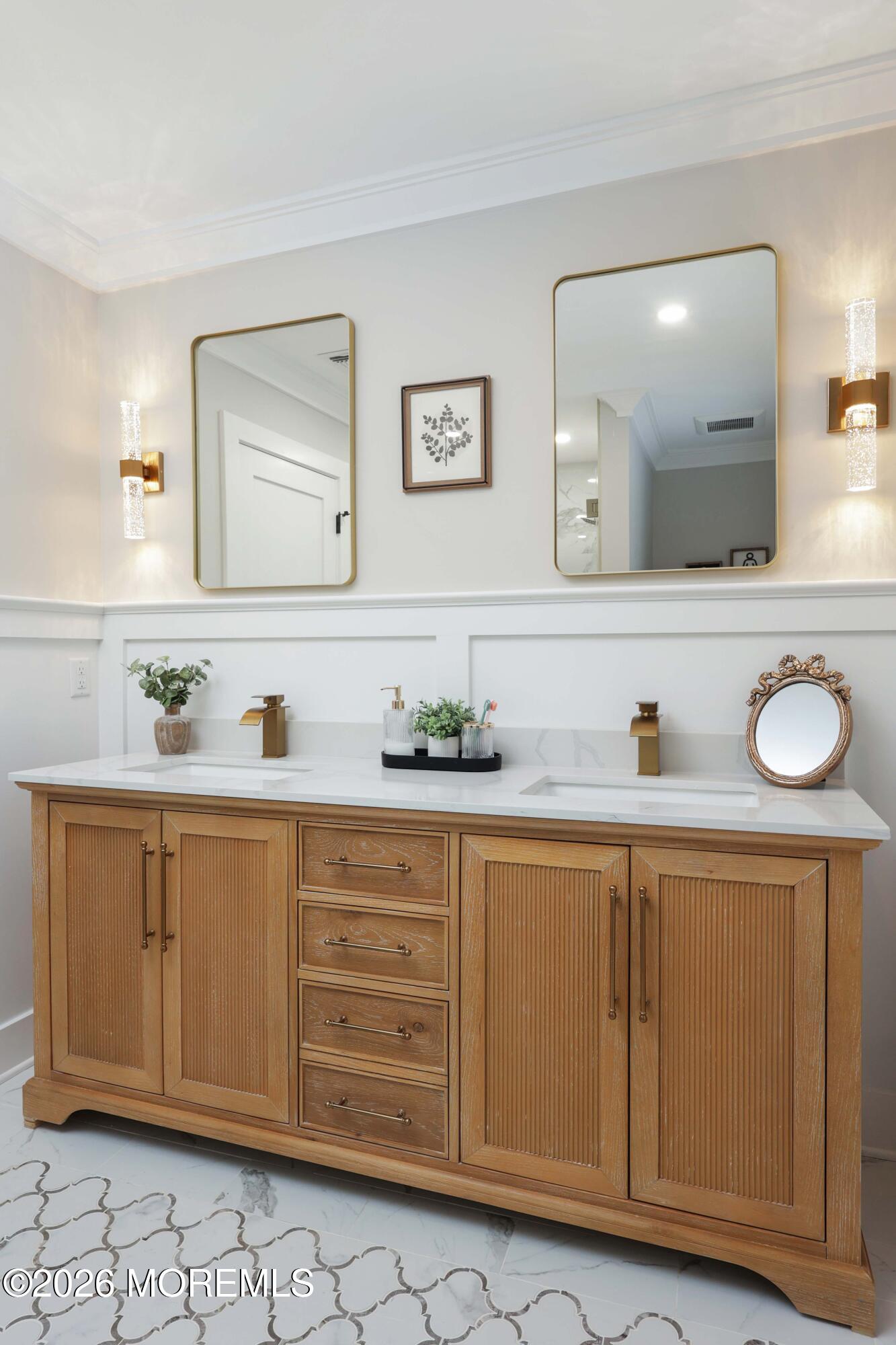 757 Nutswamp Road Red Bank, NJ 07701 - Photo 41 of 64 758A0516