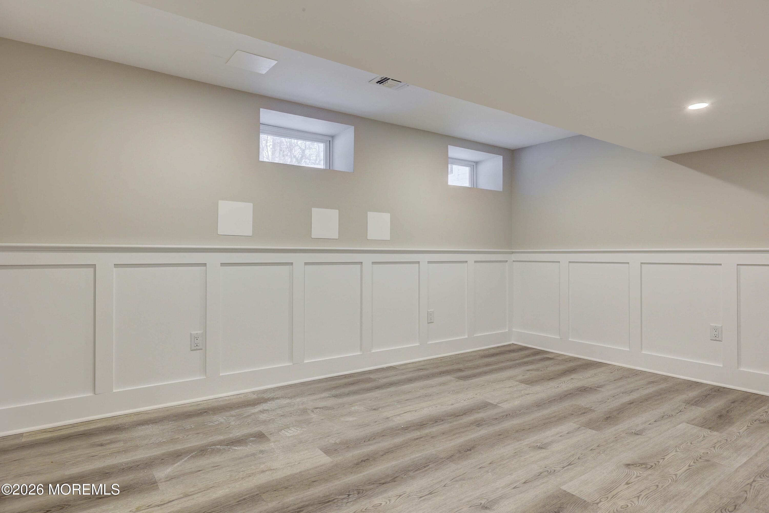 757 Nutswamp Road Red Bank, NJ 07701 - Photo 45 of 64 758A0534