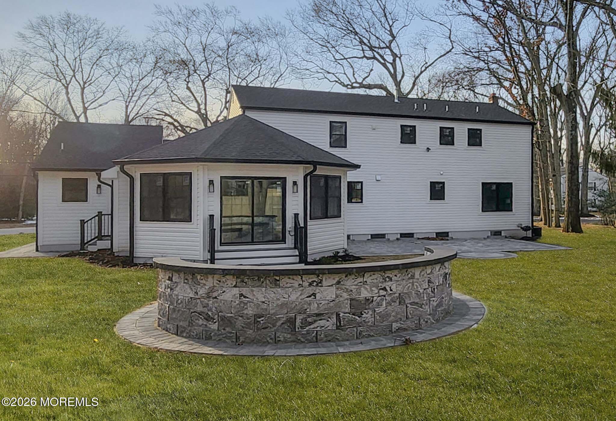 757 Nutswamp Road Red Bank, NJ 07701 - Photo 5 of 64 758A0539