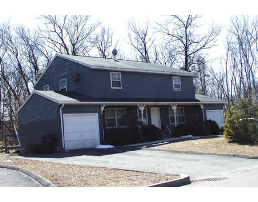 25-27 Kamuda Street Springfield, MA 01151 - Photo 1 of 1 Gallery Image 1