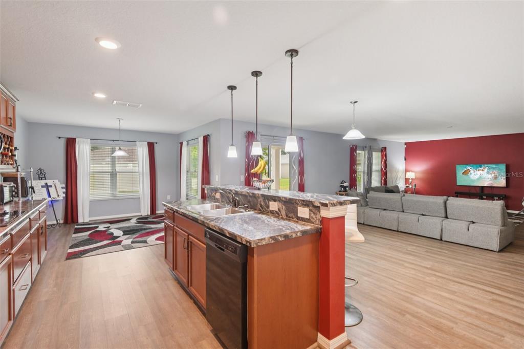 4248 Moon Shadow Loop Mulberry, FL 33860 - Photo 14 of 53