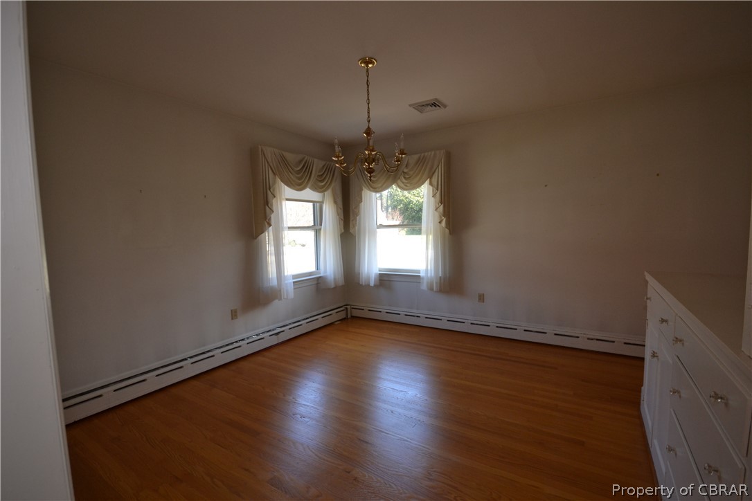 354 Sutton Avenue Reedville, VA 22539 - Photo 15 of 27