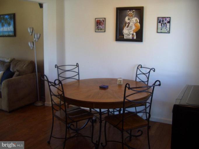 405 Old Home Road Baltimore, MD 21206 - Photo 4 of 11 Dining Area