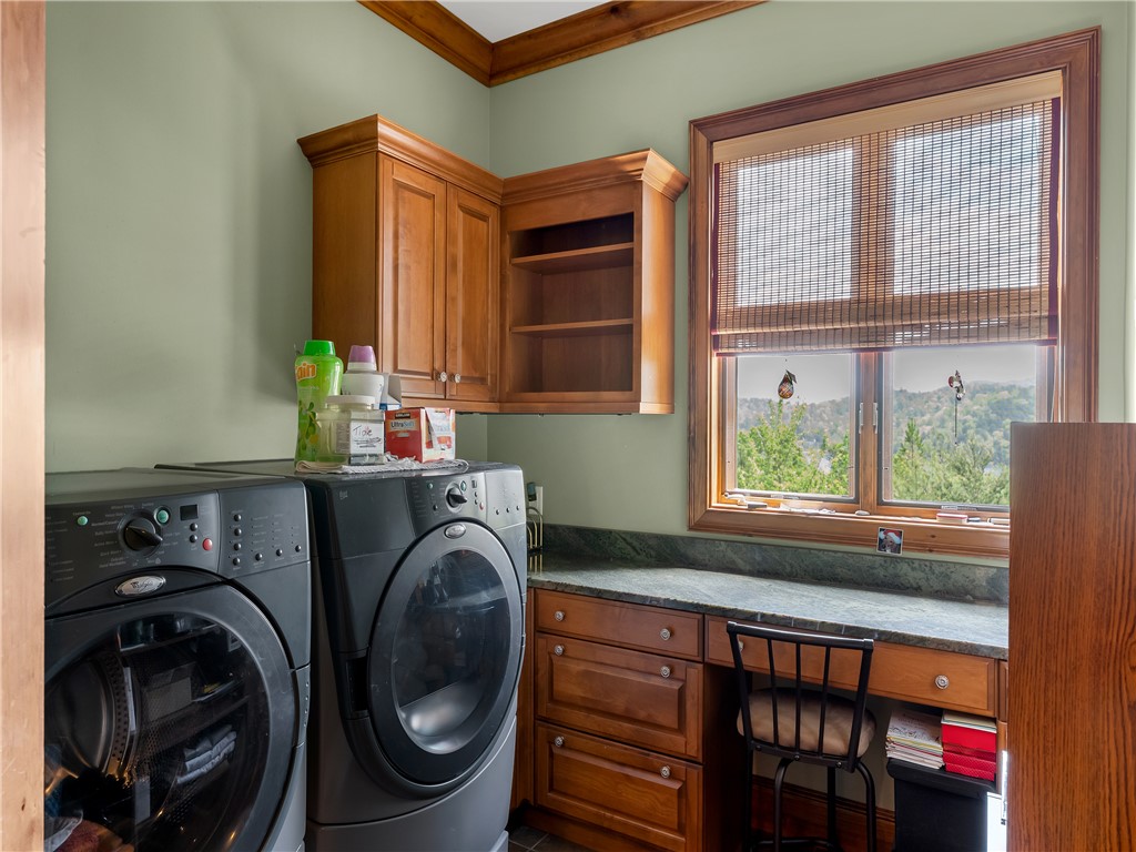 220 Long Cove Court Sunset, SC 29685 - Photo 18 of 49