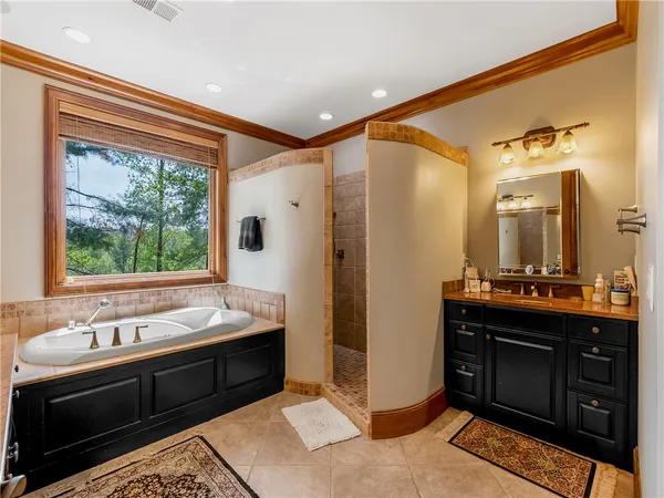 $2,149,900 | 220 Long Cove Court, Sunset, SC 29685