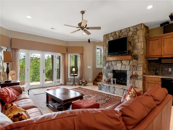 $2,149,900 | 220 Long Cove Court, Sunset, SC 29685